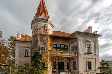 Ojedinělá secesní vila v Horní Bříze, Plzeň - sever