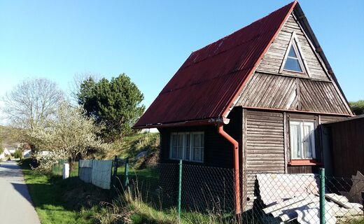 Fotografie nemovitosti - Pozemek s chatou + elektřinou, 700 m2, Nebílovy, Plzeň - jih