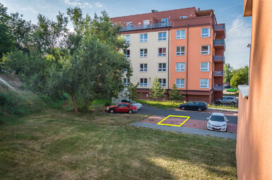 Byt 2+kk+ balkon a parkovací stání, Květná ul., Plzeň - Doudlevce