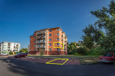 Byt 2+kk+ balkon a parkovací stání, Květná ul., Plzeň - Doudlevce