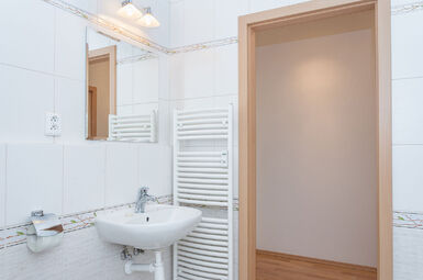 Byt 2+kk+ balkon a parkovací stání, Květná ul., Plzeň - Doudlevce