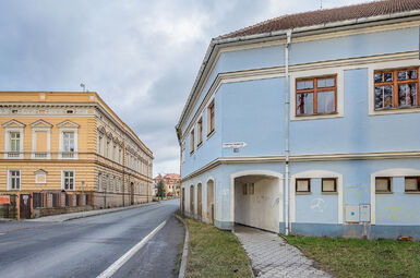 PENSION U Náhonu s historickou budovou - Město Touškov