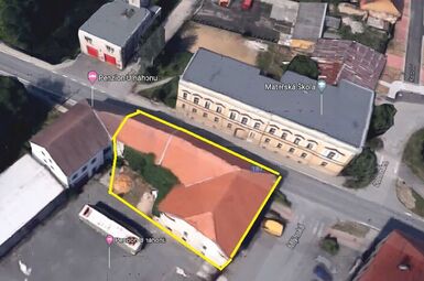 letecký pohled - prodej domu Touškov