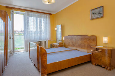 pokoj s balkonem