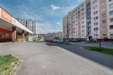 Plzeň, Žlutická 64