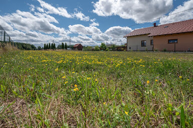 Štáhlavy pozemek