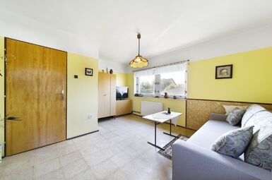 Patrový dům s garáží, balkonem, zahradou, Spálené Poříčí, Plzeň-jih