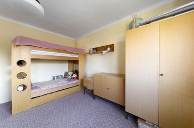 Patrový dům s garáží, balkonem, zahradou, Spálené Poříčí, Plzeň-jih
