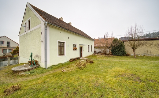 Fotografie nemovitosti - Rodinný dům 3+1, velká půda, parcela 446 m2, Staňkov