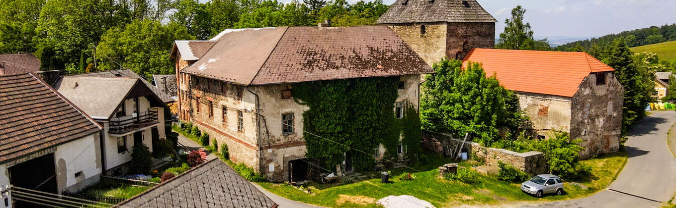 Bývalý pivovar, parcela 4.200 m2, Čachrov. okr. Klatovy