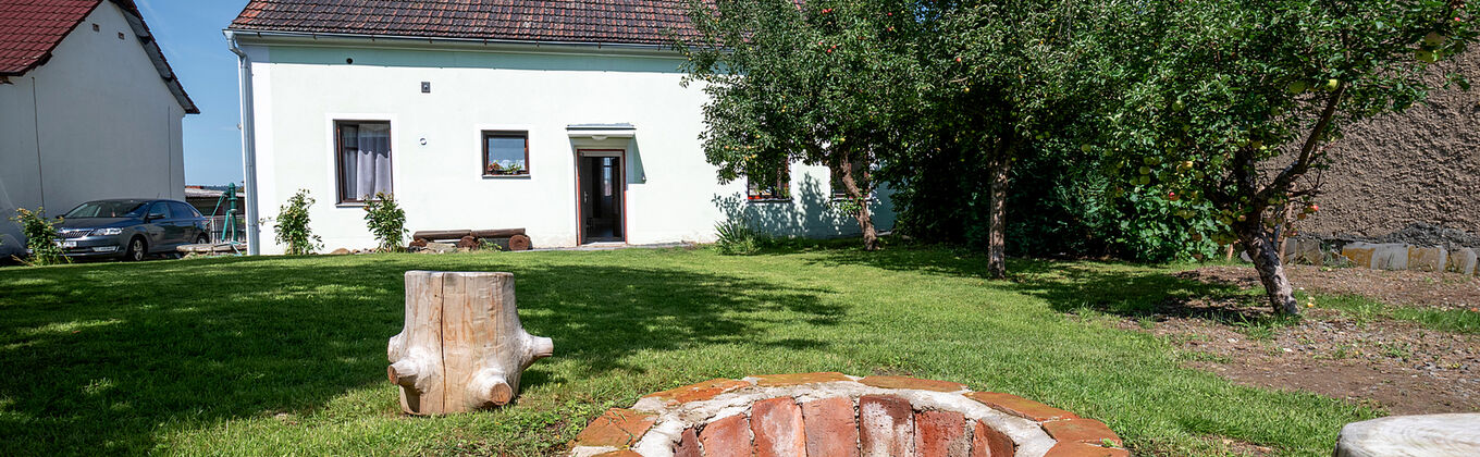 Rodinný dům 3+1, velká půda, parcela 446 m2, Staňkov