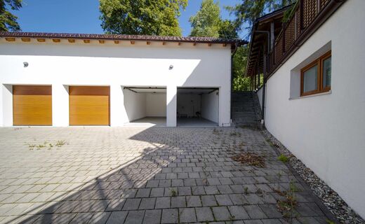 Fotografie nemovitosti - Prodej garáže, Bavorská Ruda, Německo