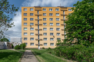 Skupova, zadní vchod