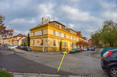 boční pohled na dům