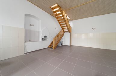 Vyjímečný objekt - soubor 3 budov, Víska u Nepomuka, Plzeň - jih