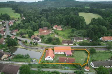 Vyjímečný objekt - soubor 3 budov, Víska u Nepomuka, Plzeň - jih