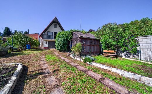Fotografie nemovitosti - Chata s garáží, pergolou, Na Výsluní, Plzeň